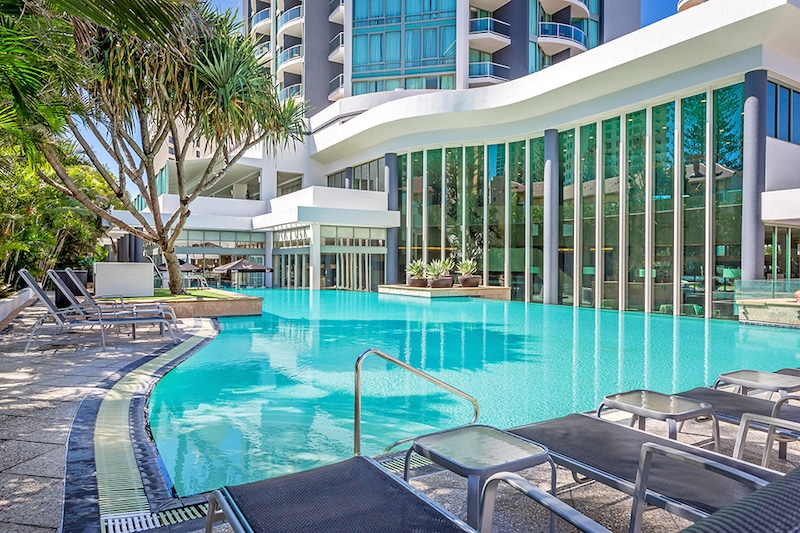 mantra-legends-hotel-pool